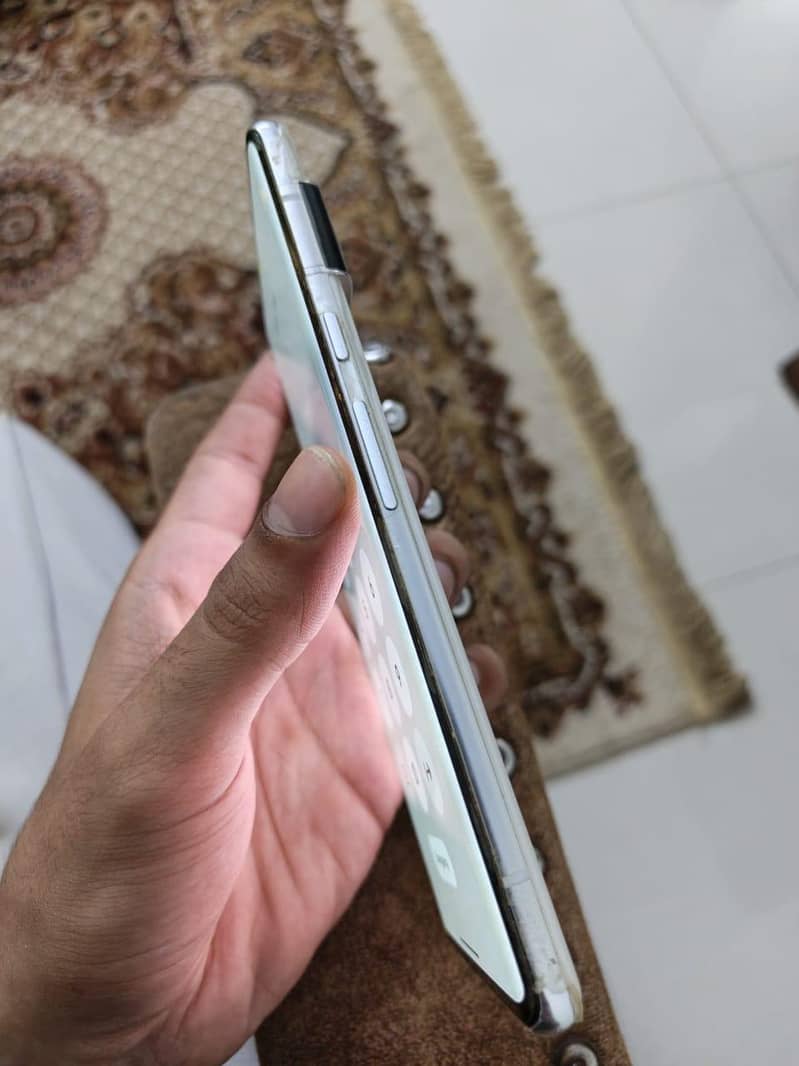 Google Pixel 6 Pro 2