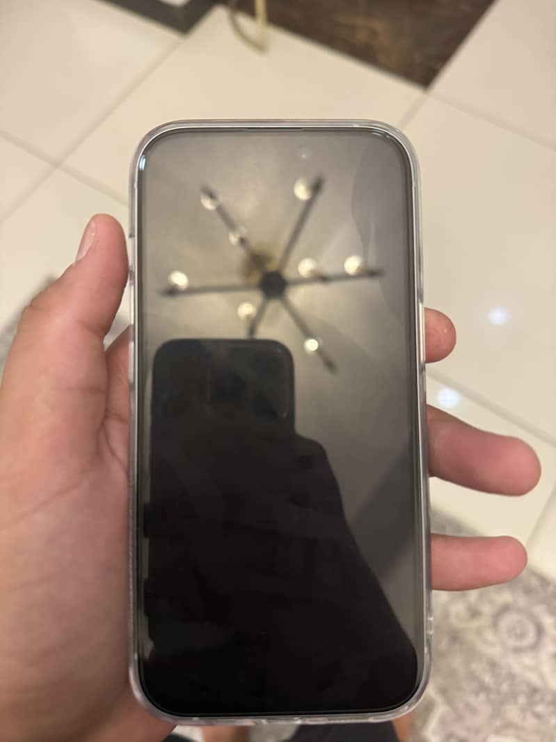 Apple iPhone 15 3