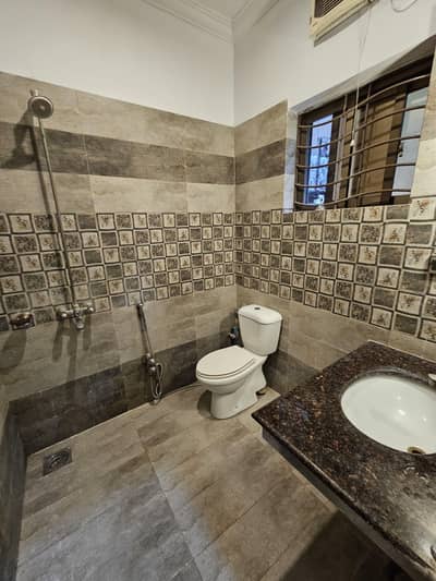 G-13/1 ground portion for rent 4 marla