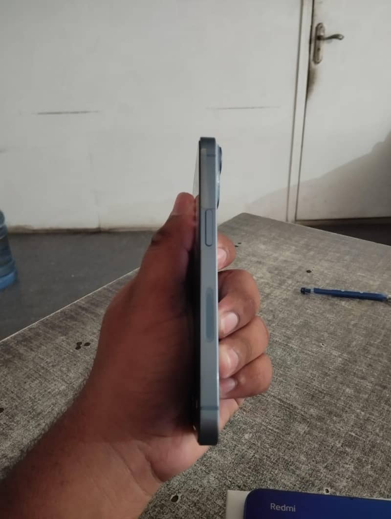 Apple iPhone 14 2