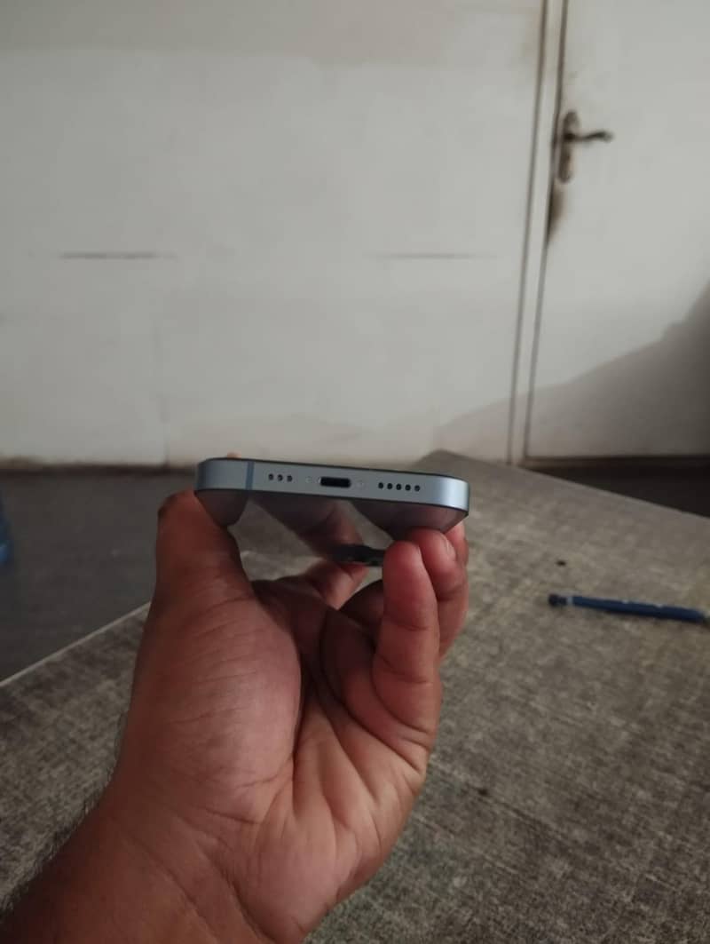 Apple iPhone 14 5