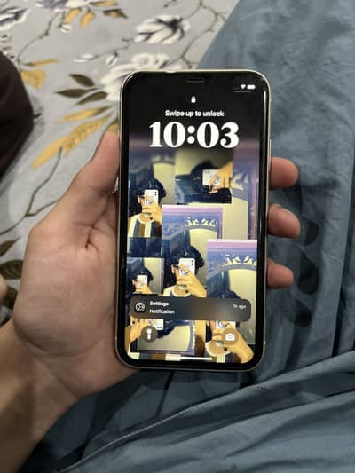 Apple iPhone 11