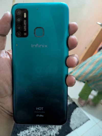 Infinix Hot 10