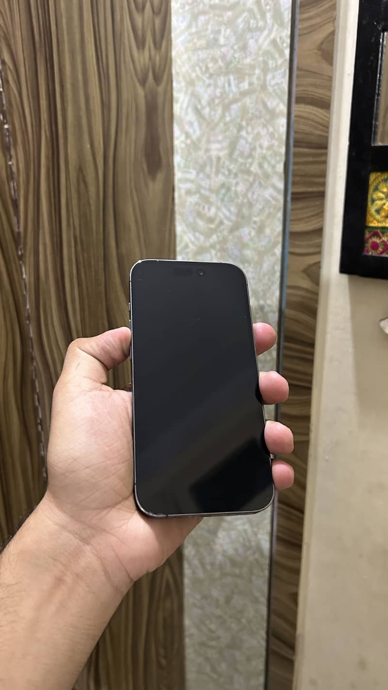 IPHONE 14 pro 3