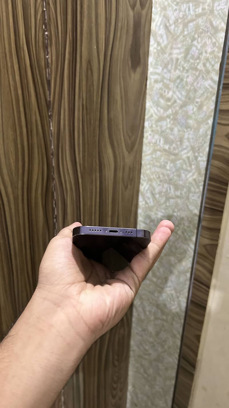 IPHONE 14 pro 5