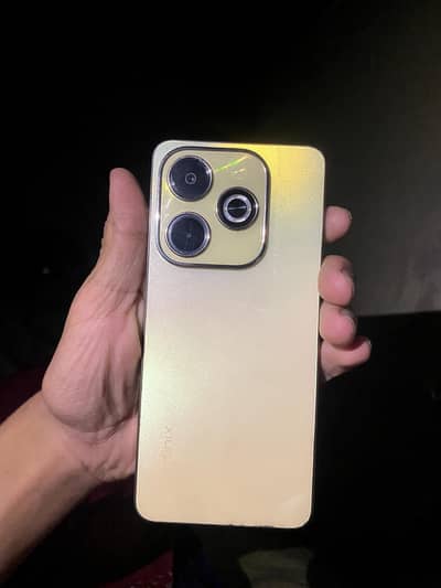 Infinix Hot 40i 8 128gb  pta approved with box changer