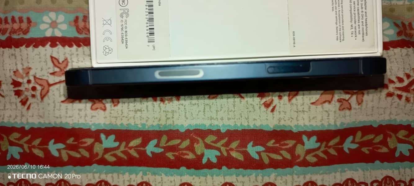 IPHONE 12 8