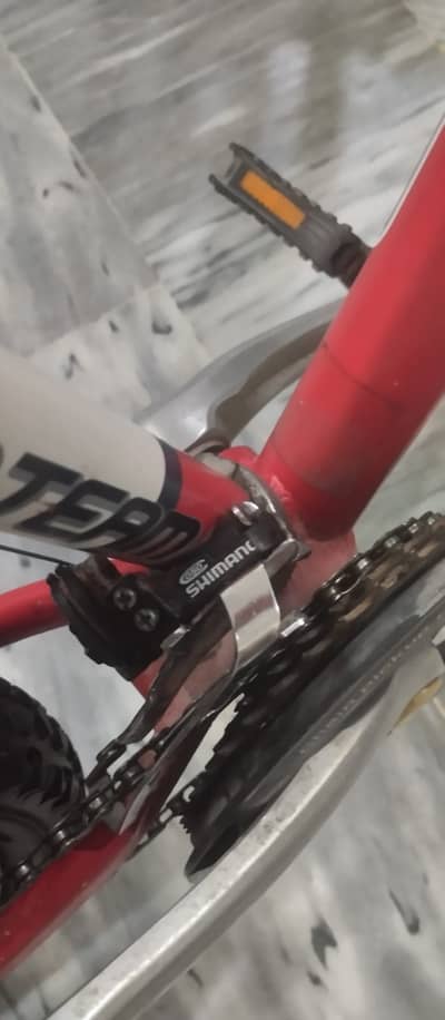 ICON Aluminum MTB 26" | Shimano 8-Speed | Disc Brakes | Suspension