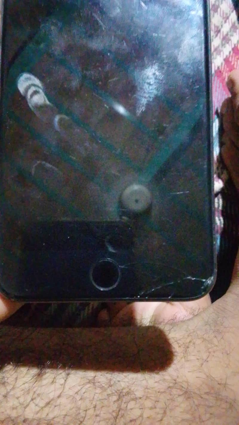 Apple iPhone 7 Plus 1