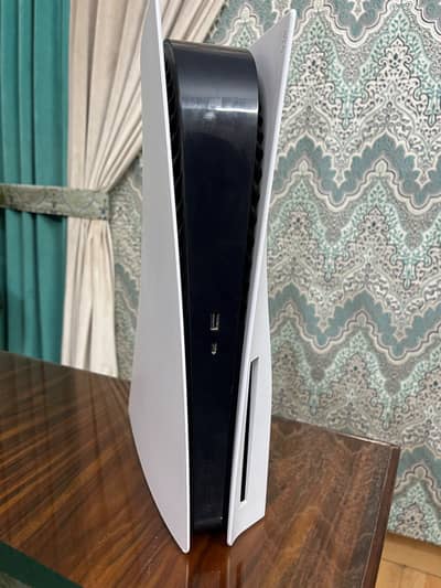 PlayStation 5 1TB Fat with one controller with ps  account