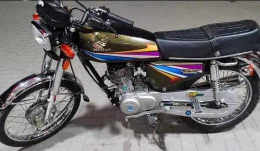 Honda 125 2009 model Lahore number 032423=517=30