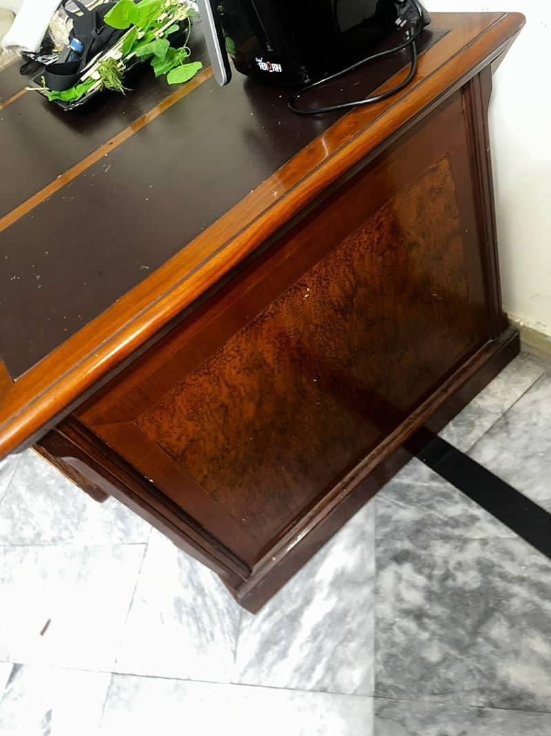 ​Solid Wood Executive Office / Study Desk 3