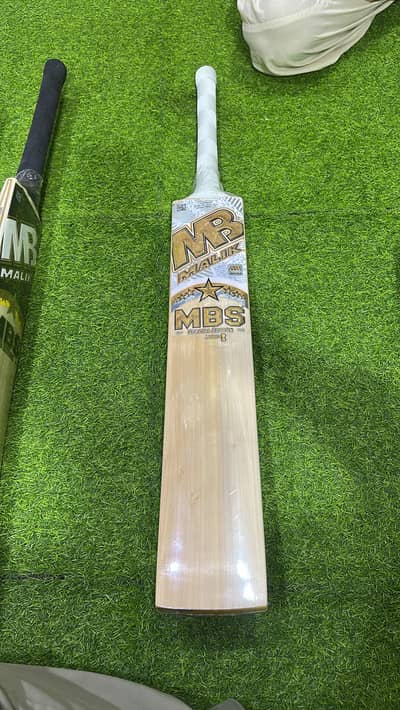 MB MALIK Cricket Bat