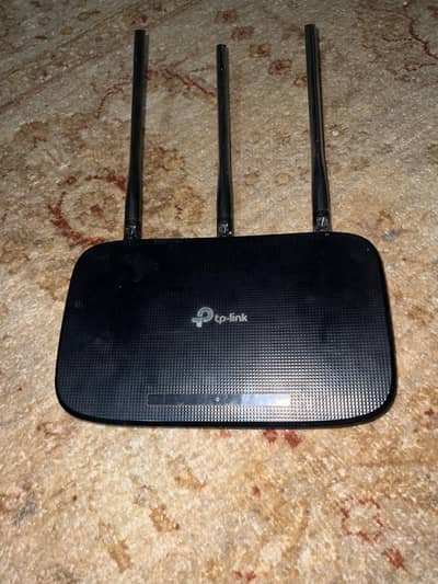 Tp-link 3 antenna router model TL:WL940N