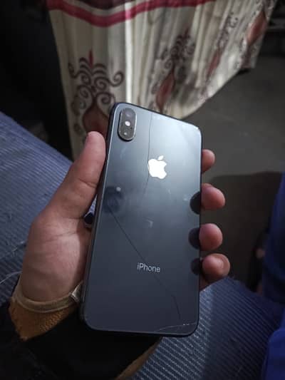 IPhone XS Factory Unlock