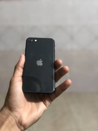 Apple iPhone SE