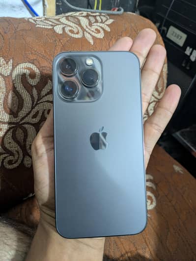 Apple iPhone 13 Pro