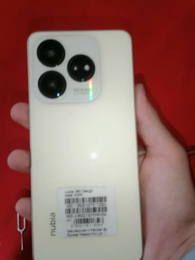 Zte nubia V60 Design
