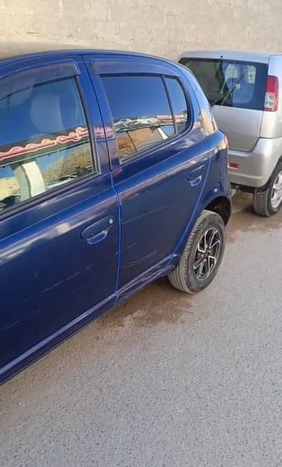 Toyota Vitz 2003