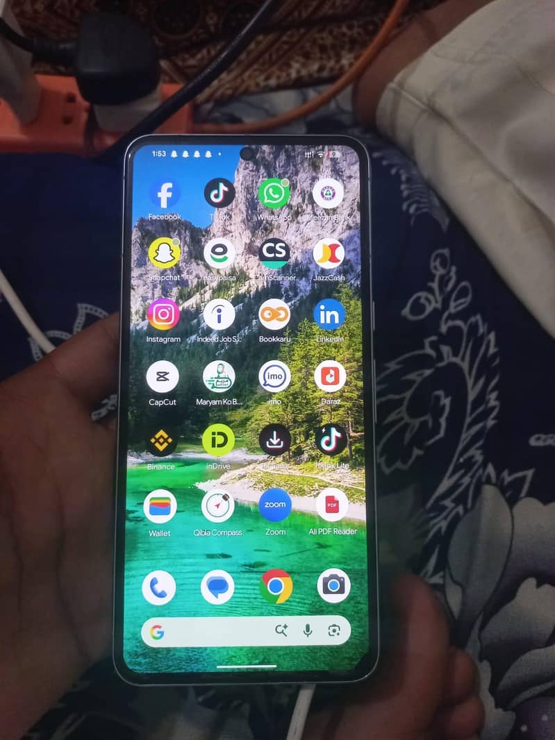 Google Pixel 8 Pro 2