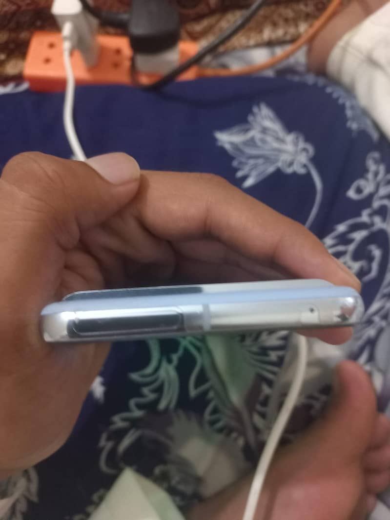 Google Pixel 8 Pro 3