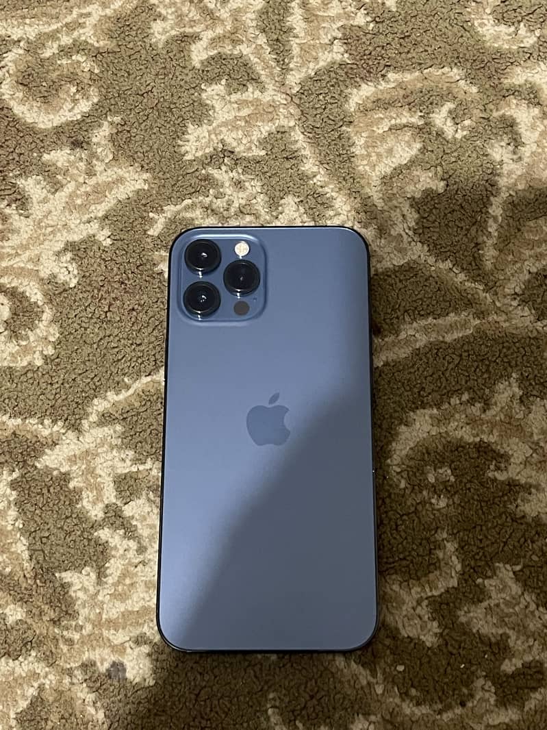 iPhone 12 Pro Max 6