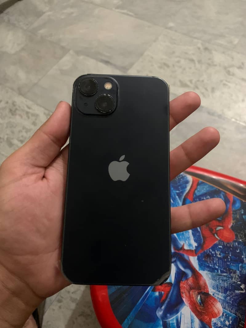 Apple iPhone 13 2