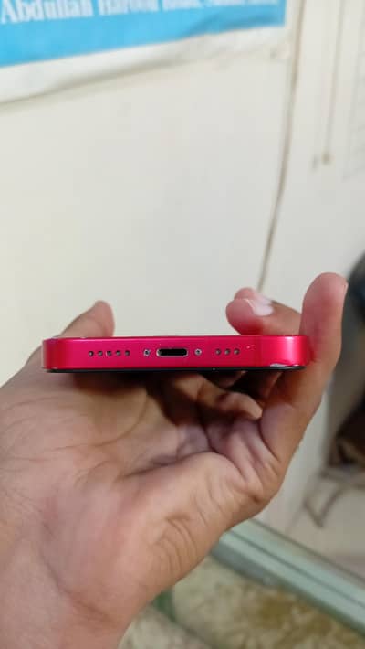 Apple iPhone 14