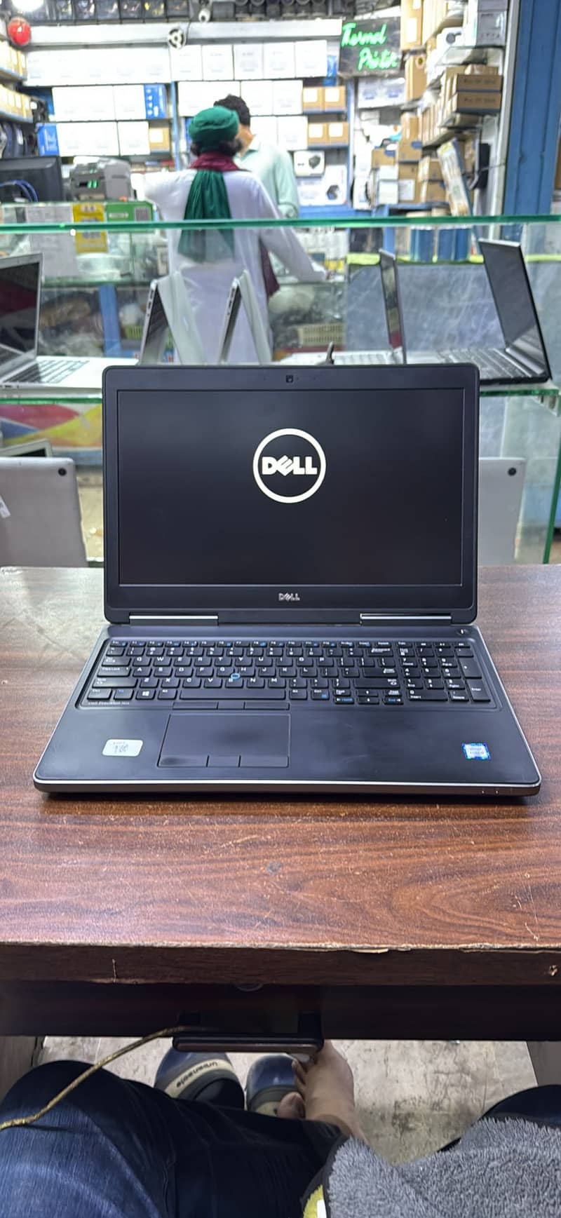 Dell Precision 7510 1