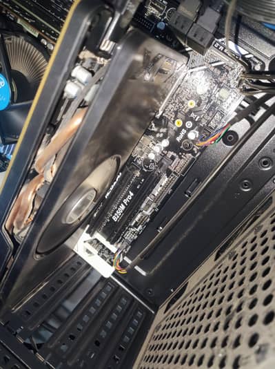 Asrock b250mpro motherboard+i76th. Gen processor