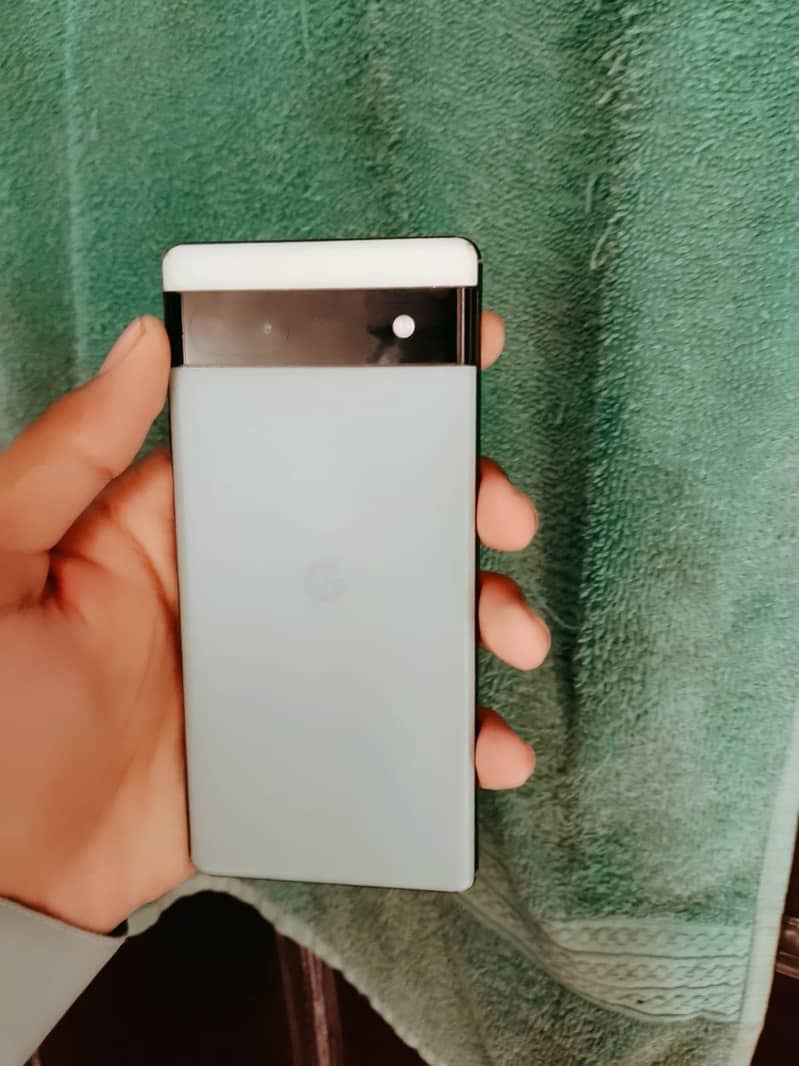 Google Pixel 6a 5