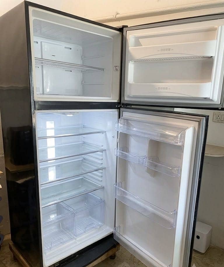 Refrigerator 1