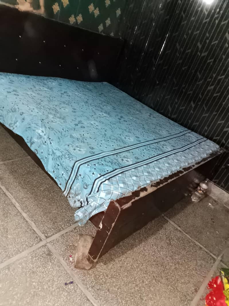 used bed set 1