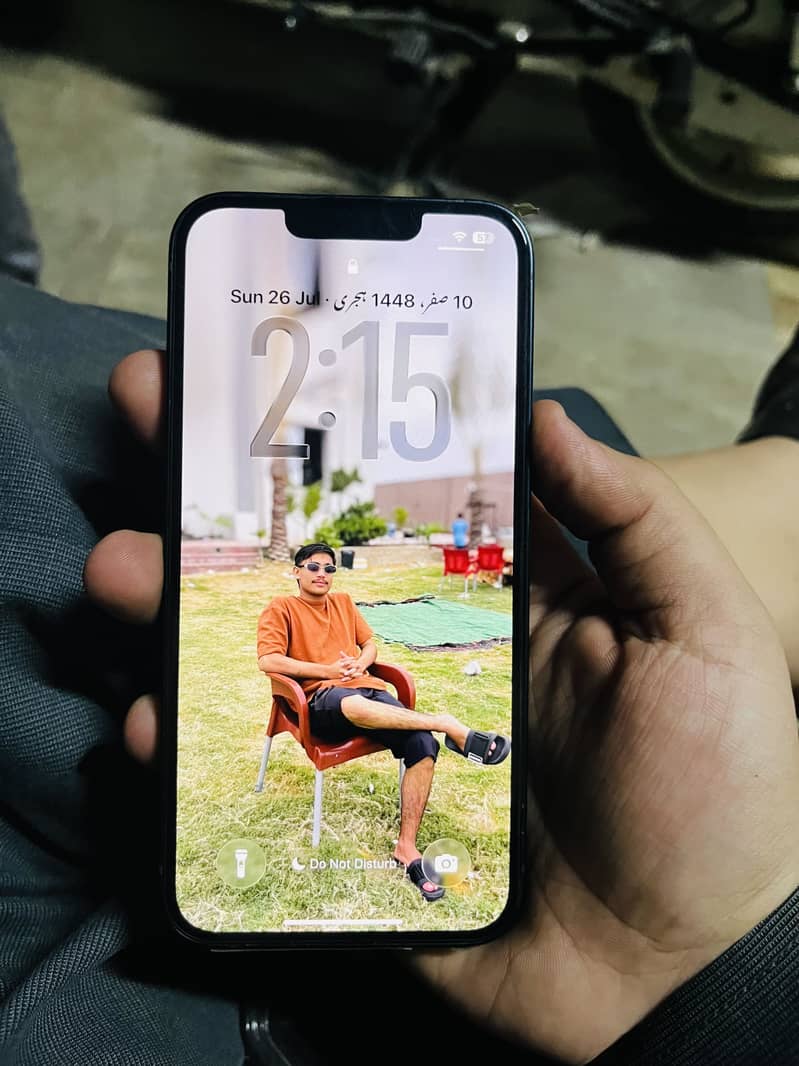 Apple iPhone 13 3