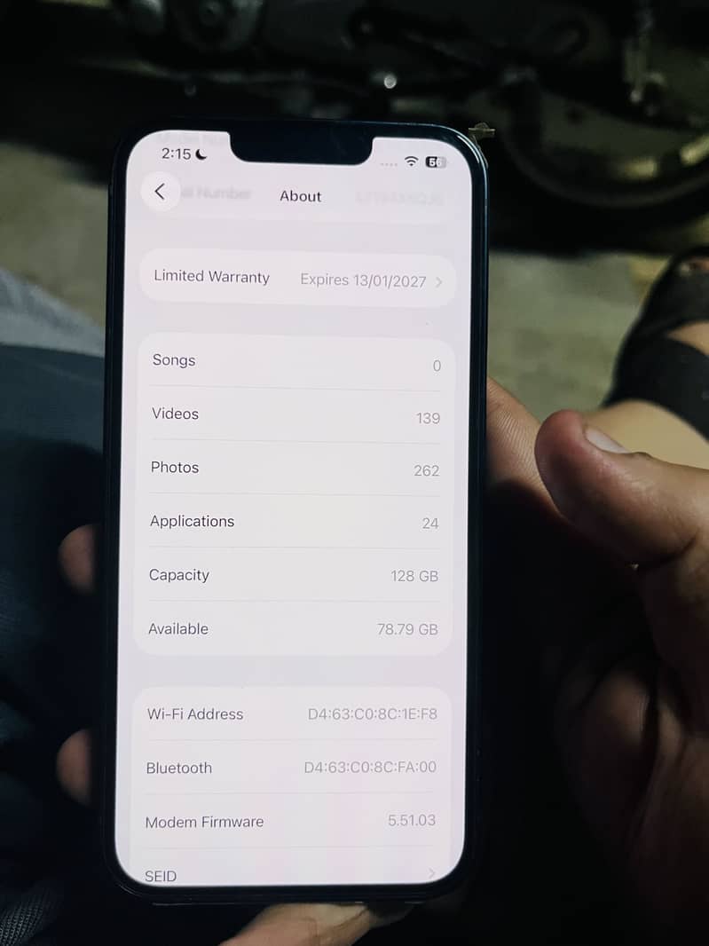Apple iPhone 13 6
