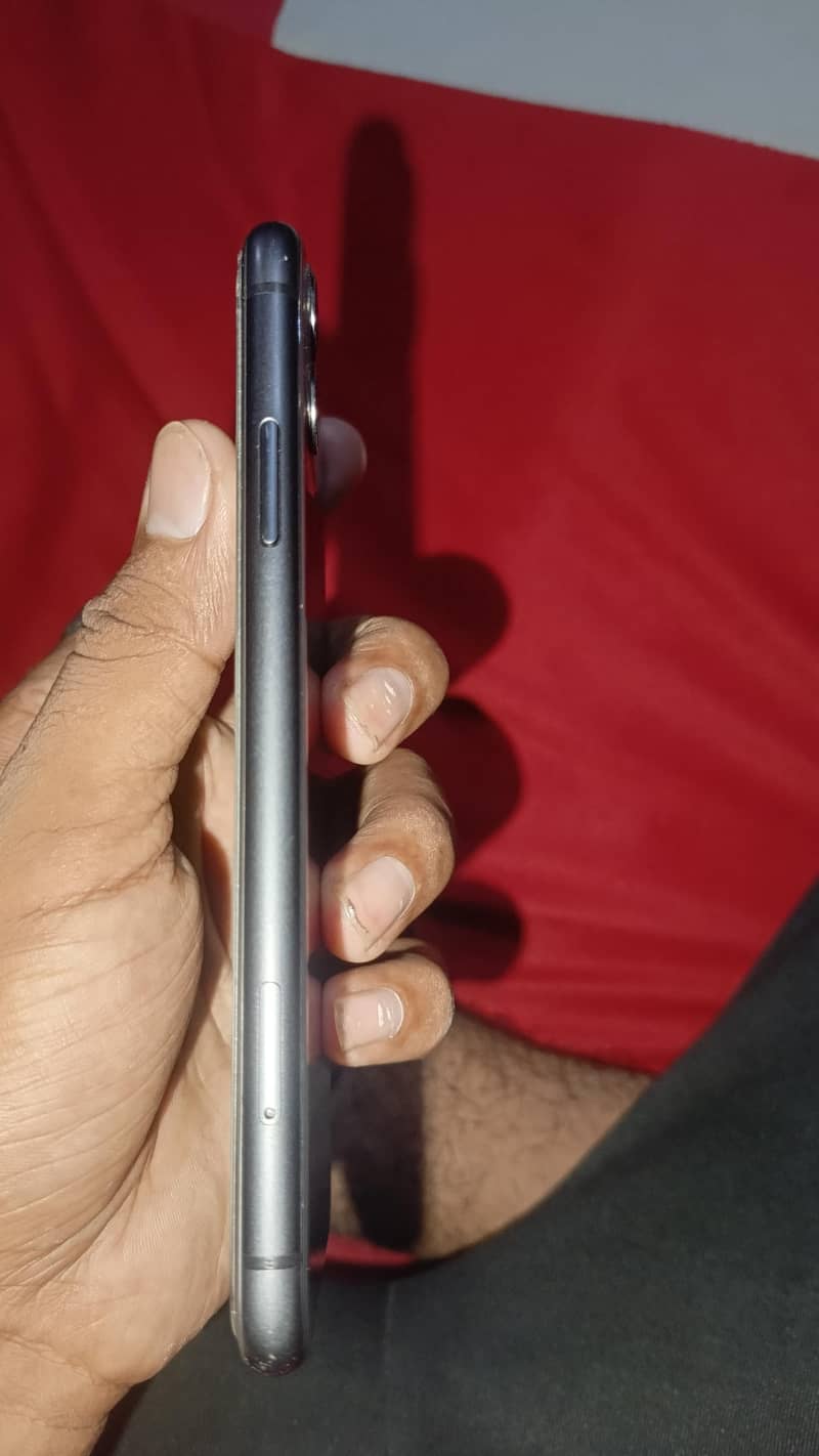 Apple iPhone 11 1