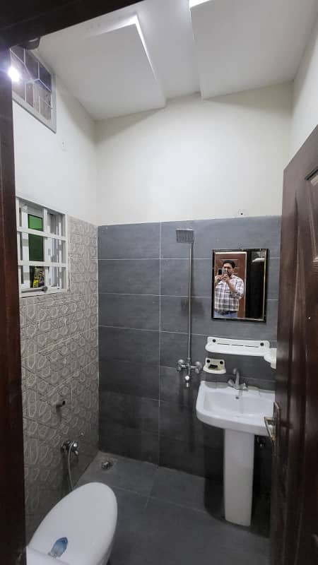Upper portion for Rent 3