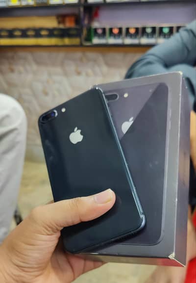 Apple iPhone 8 Plus