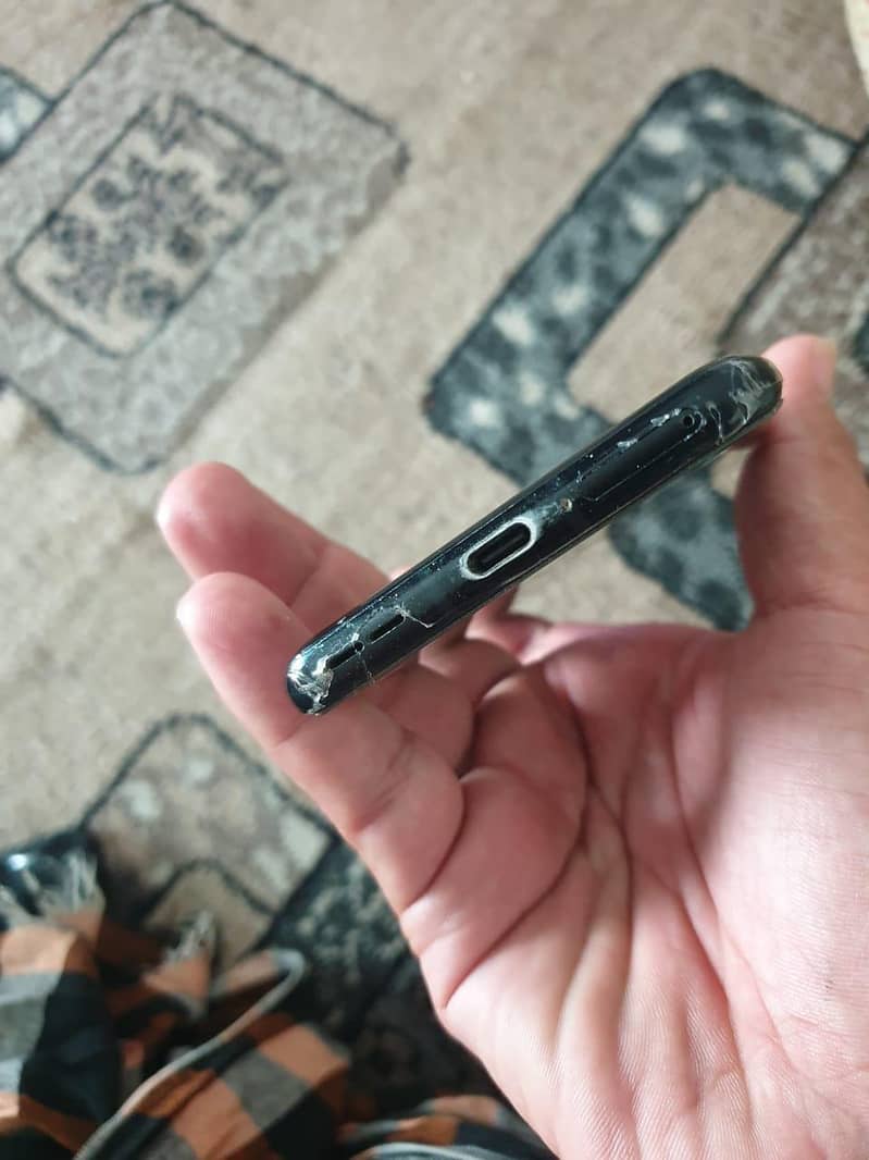 One Plus 10 Pro 4