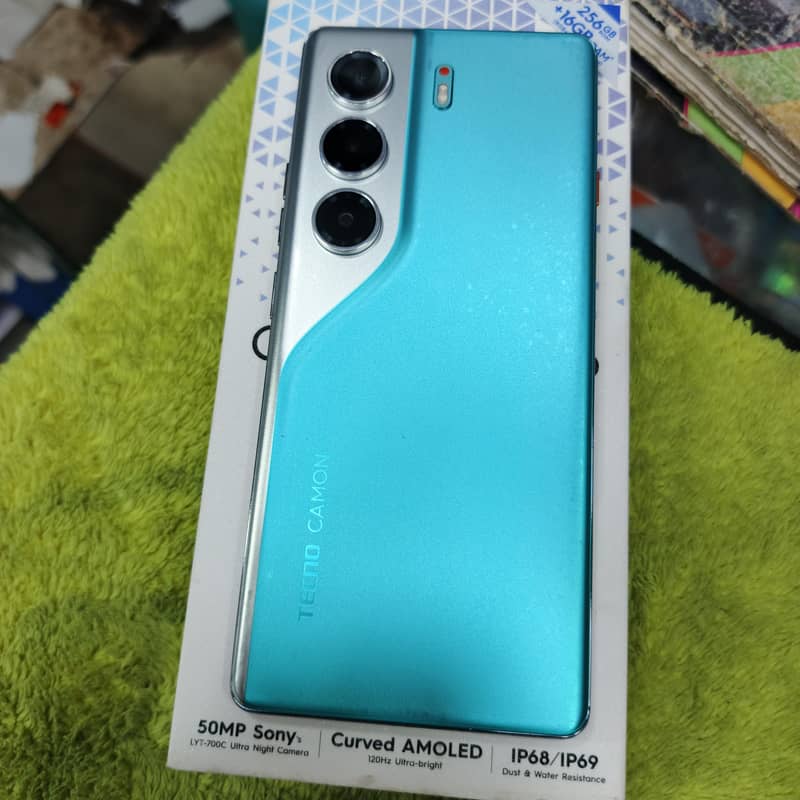 Tecno CAMON 40 Pro 7