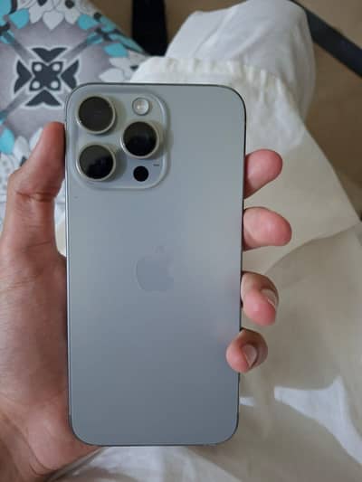 Apple iPhone 15 Pro Max 10/10