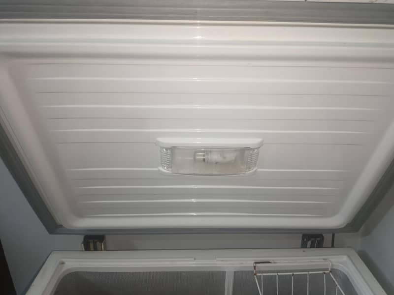 dawlance deep freezer 3