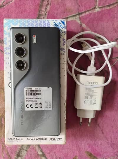 Tecno CAMON 40 Pro