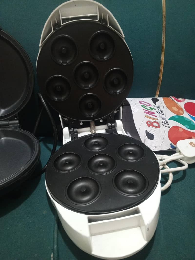 Electric Donuts Maker 1
