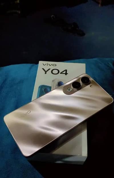 Vivo Y04 (4+4/64) 10/10condition with box charger 4monts warenty