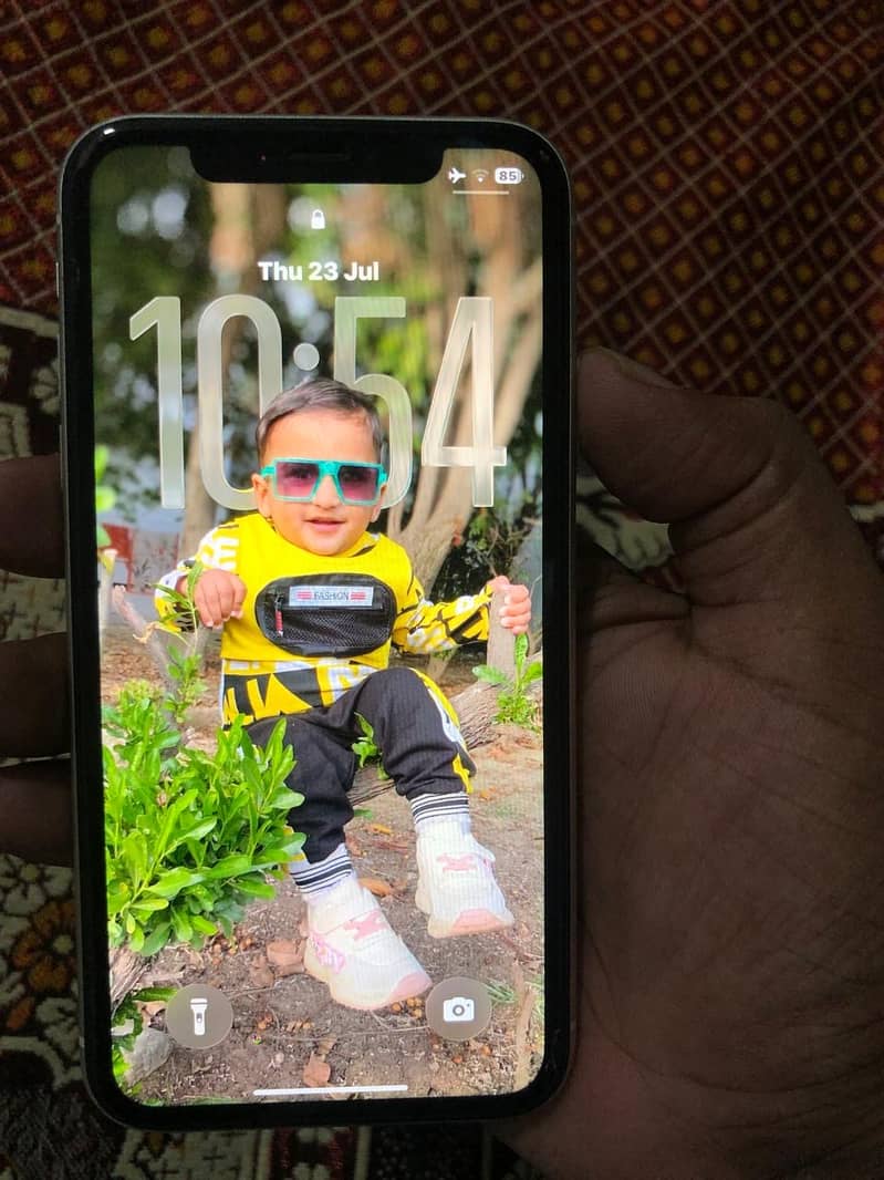 Apple iPhone 11 8