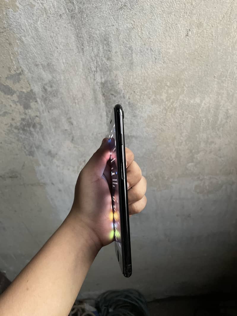 iphone 7 plus PTA 4