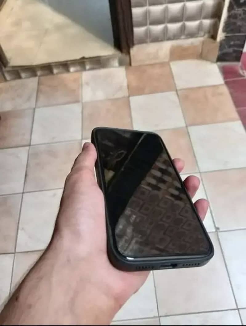 iPhone XR 2