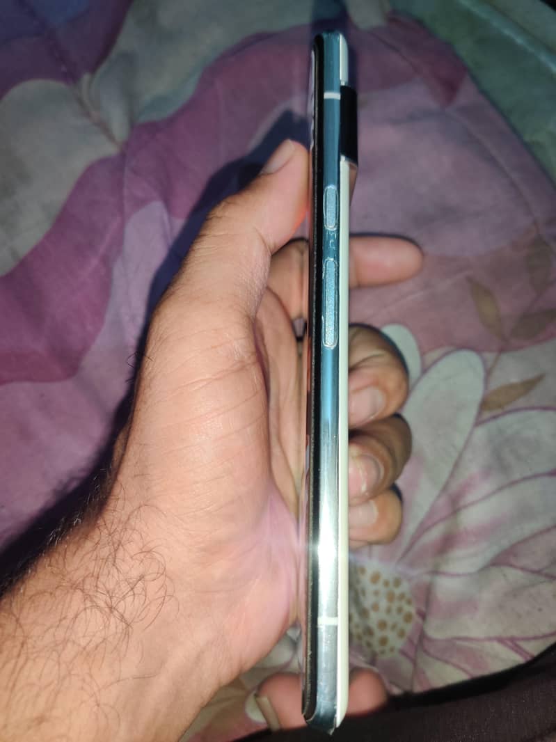 Google Pixel 6 Pro 2