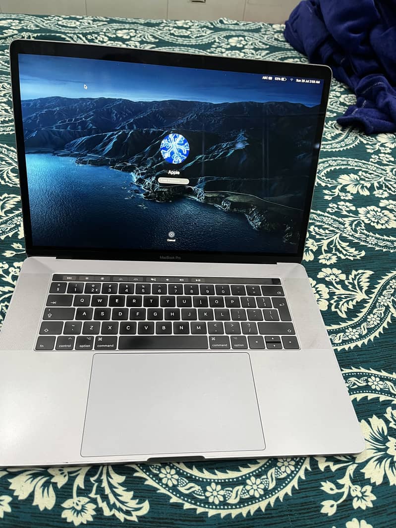MacBook pro 2017 1
